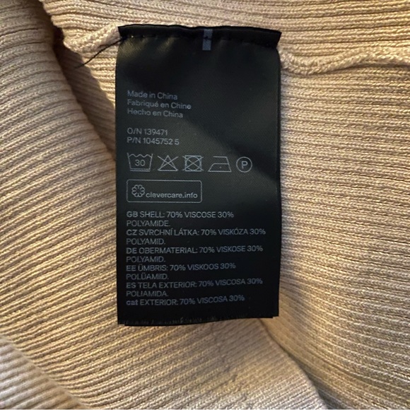 NWT H&M Beige Sweetheart Neckline Cropped Knit Tank Top - Small XS - Picture 4 of 4